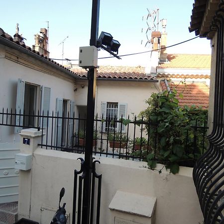 Acci Cannes Old City Стая снимка